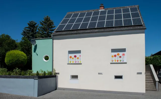 Einzigartige Rollläden mit Außenwirkung , Limburger Start-up bietet bedruckte Alu-Rollläden an! Bild: Einzigartige Rollläden mit Außenwirkung , Limburger Start-up bietet bedruckte Alu-Rollläden an!