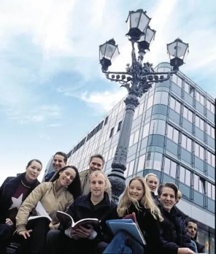 Bild: Tag der offenen Tür der International Business School Berlin