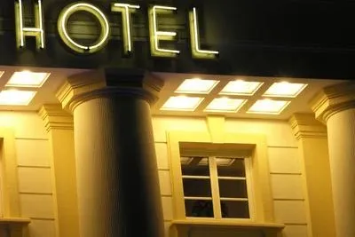 Bild: In fremden Betten zu Hause? Zur Psychologie von Hotels und ihren Gästen