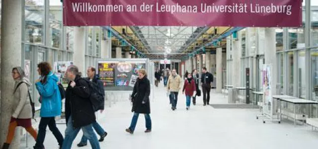 Bild: Informationstag zum berufsbegleitenden Studium