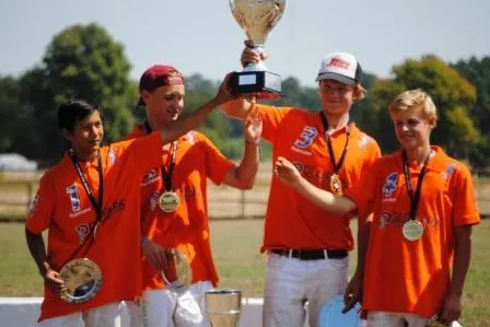 Bild: Die "Hamburger Jungs" gewinnen die 13. Deutsche Polo Jugendmeisterschaft 2018