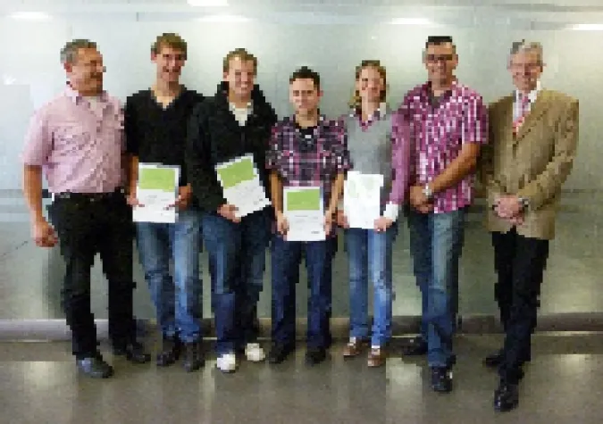 Bild: Ausbildung erfolgreich abgeschlossen