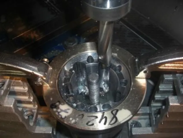 WSP-Bohren 5 x D im unterbrochenen Schnitt Bild: WSP-Bohren 5 x D im unterbrochenen Schnitt