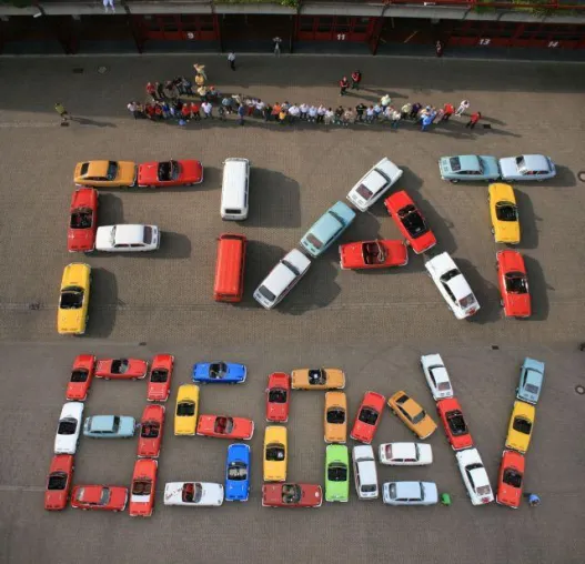 FIAT 850 e.V. mobilisierte 40 Fahrzeuge aus drei Nationen für das Jahrestreffen in Siegburg Bild: FIAT 850 e.V. mobilisierte 40 Fahrzeuge aus drei Nationen für das Jahrestreffen in Siegburg