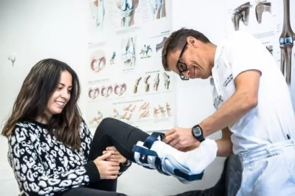 Bild: BG Klinik zum dritten Mal mit TK-Qualitätszertifikat ausgezeichnet