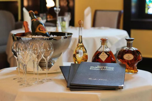 Neuer Küchenchef im Gourmetrestaurant „Clauss-Feist" ist Renato Manzi Bild: Neuer Küchenchef im Gourmetrestaurant „Clauss-Feist" ist Renato Manzi