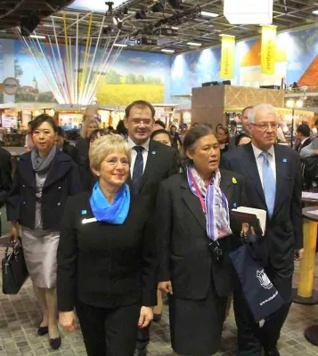 Bild: Grüne Woche 2015: Kronprinzessin Thailands Sirindhorn besucht als erstes Brandenburg