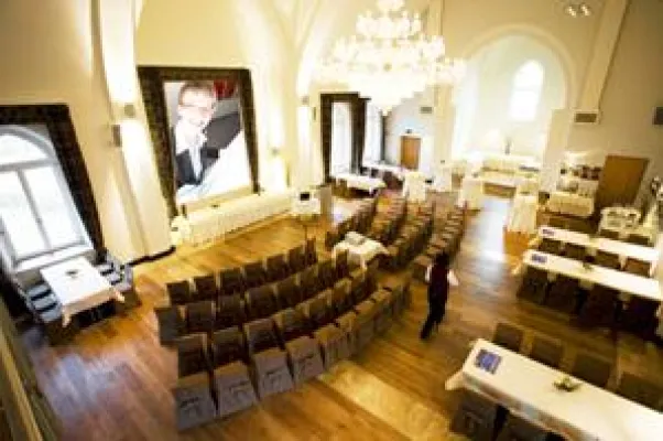 Veranstaltungen gehören zum guten Ton in Unternehmen Bild: Veranstaltungen gehören zum guten Ton in Unternehmen