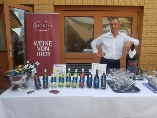 Bild: Nachhaltigkeit für unsere Region - gefördert durch Weingut Hafner