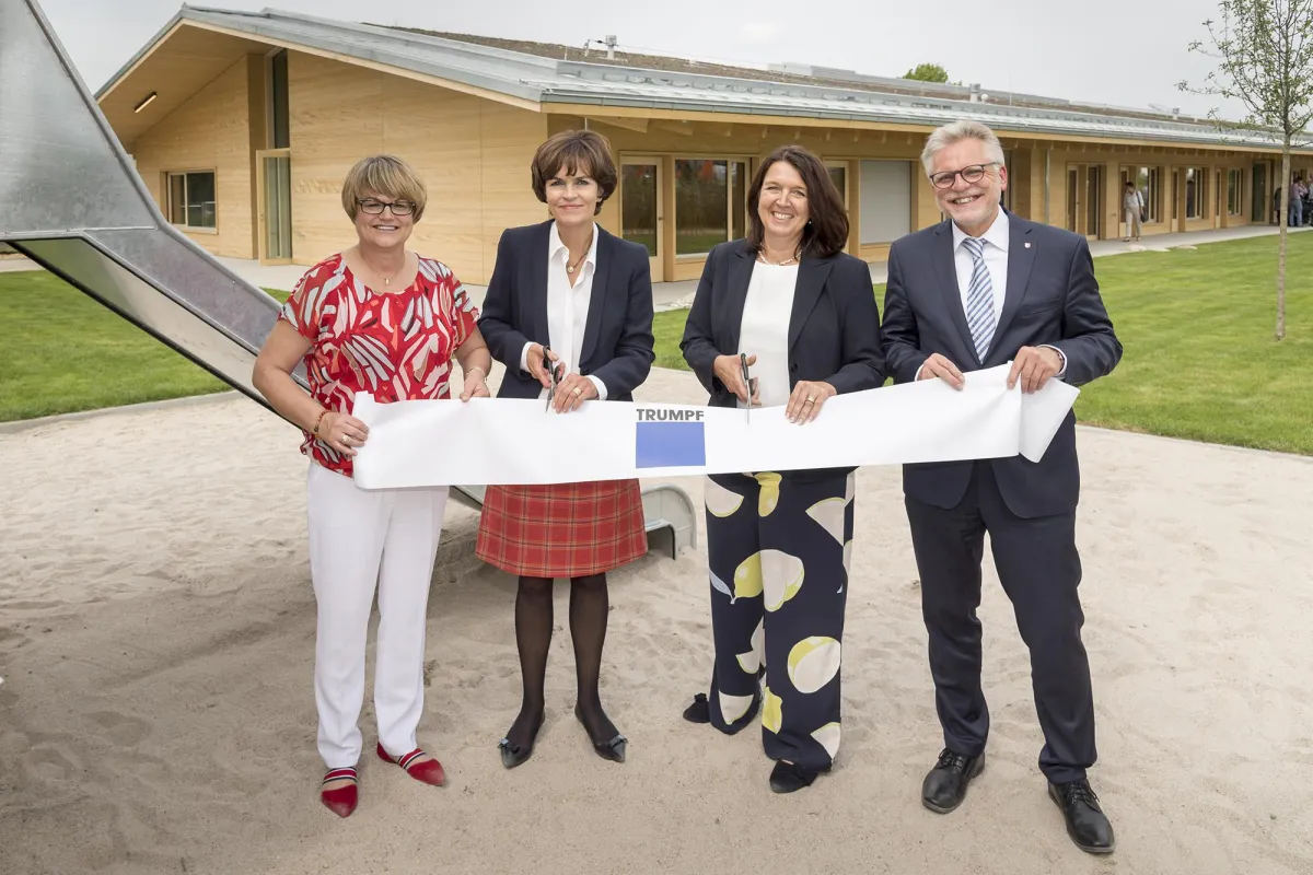 vlnr. Renate Luksa, Nicola Leibinger-Kammüller, Michaela Nowraty, Michael Makurath