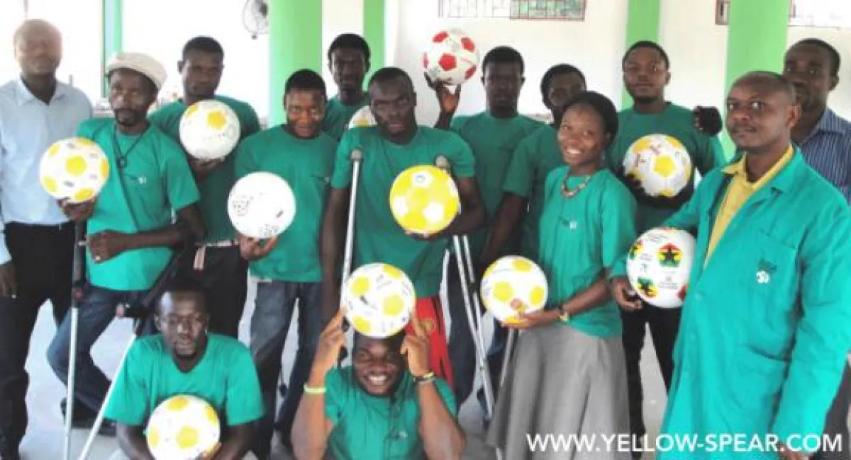 Angestellte des Social-Profit-Unternehmens Alive&Kicking Ghana.