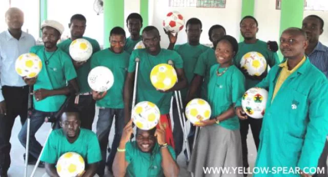 Bild: DAS FUSSBALLVERRÜCKTE GHANA TRÄUMT VOM GROSSEN ERFOLG. DER WEG FÜHRT ÜBER DEUTSCHLAND.