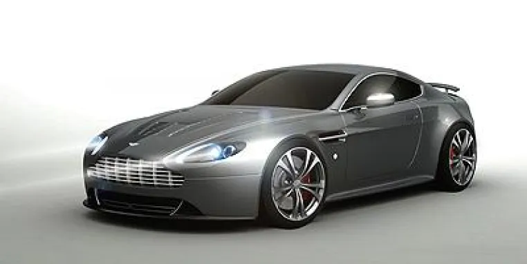 Daumen hoch von Bidgo für den neuen Aston Martin V12 Vantage RS Bild: Daumen hoch von Bidgo für den neuen Aston Martin V12 Vantage RS