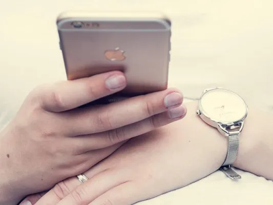 Bild: Lokale Sonderaktionen und verkaufsoffene Sonntage bequem per App finden