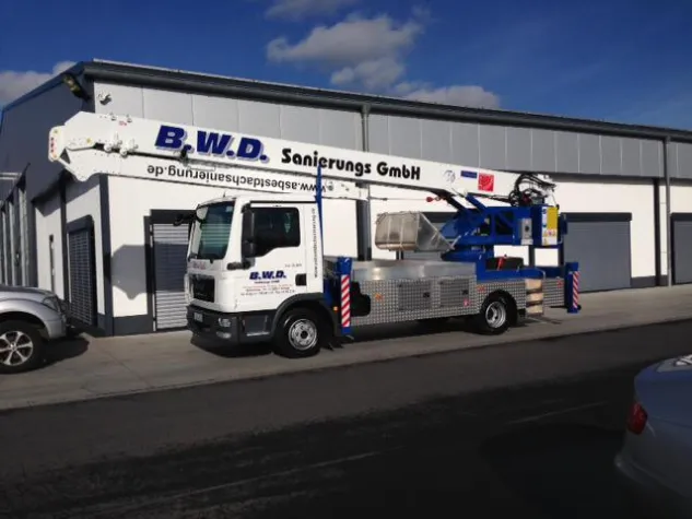 Der Sommer kommt: Jetzt die Dachsanierung durch den Profi beauftragen Bild: Der Sommer kommt: Jetzt die Dachsanierung durch den Profi beauftragen