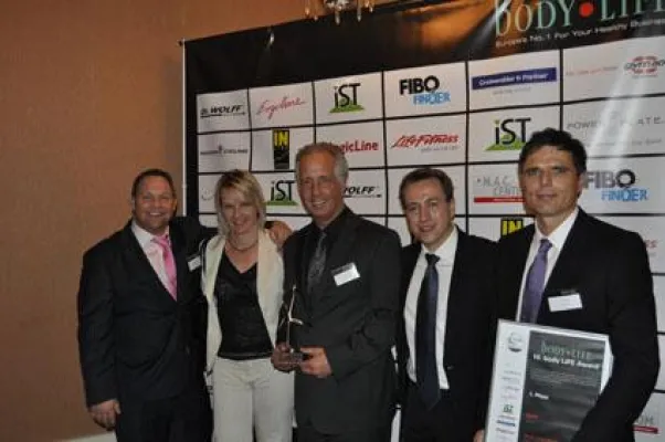 Willicher Unternehmen gewinnt body•LIFE Award 2010 Bild: Willicher Unternehmen gewinnt body•LIFE Award 2010