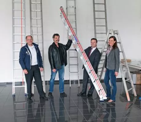 Bild: Alt gegen neu - Gewinner der Leitersuche von Hymer-Leichtmetallbau stehen fest