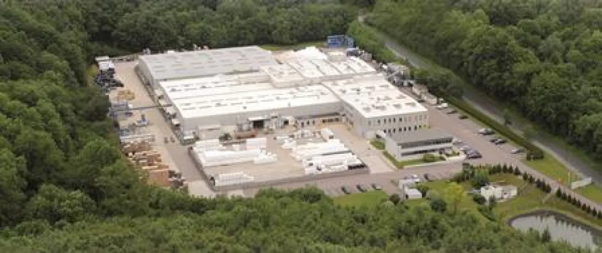 Polytechs ist international anerkannter Partner und Spezialist für Compoundierung und Kompaktierung.