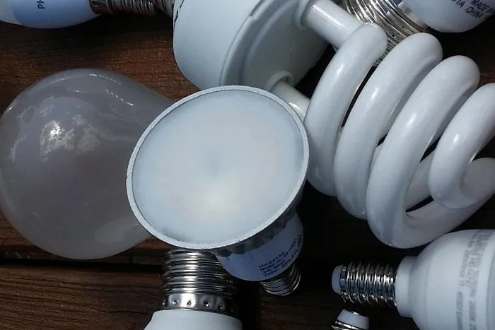 Bild: Immobilien – Haushalt: Energiekosten durch Leuchtmittel