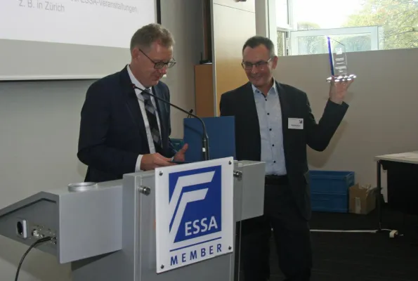 Bild: ESSA International Leadership Award 2019 geht an Wolfgang Bruna