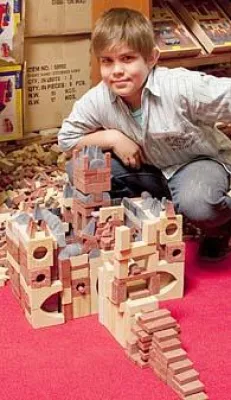 Bild: 3. JJuli 2010: Tag der offen Tür bei Anker-Steinbaukasten in Rudolstadt