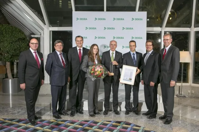 Bild: ebm-papst gewinnt DEKRA Award