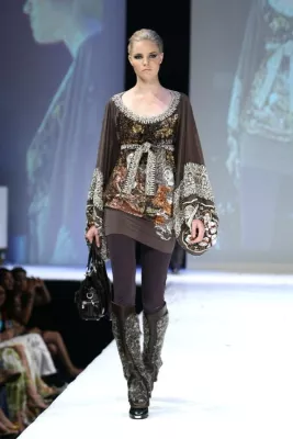 Bild: Artist Charity Night - Unrath & Strano zeigten Highlights aus ihrer H/W Kollektion 09 für den guten Zweck