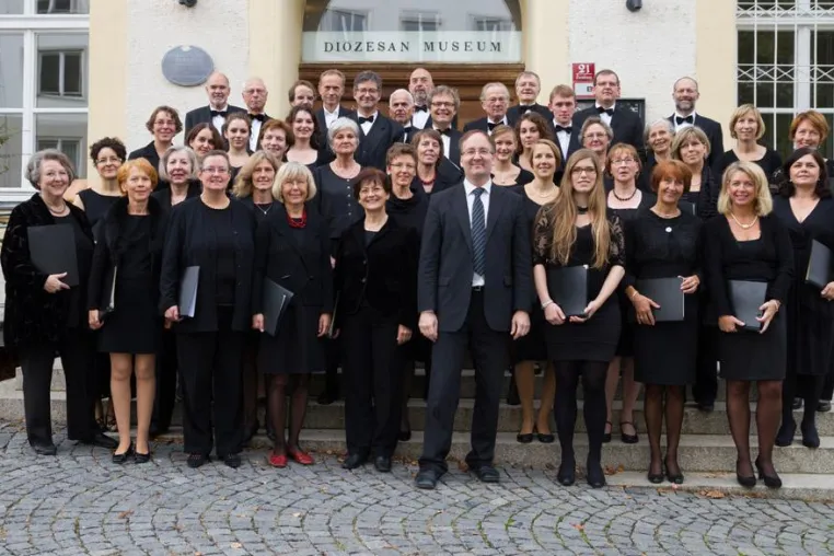 Bild: Freisinger Asamchor bringt Brahms „Ein Deutsches Requiem“ zum Erklingen