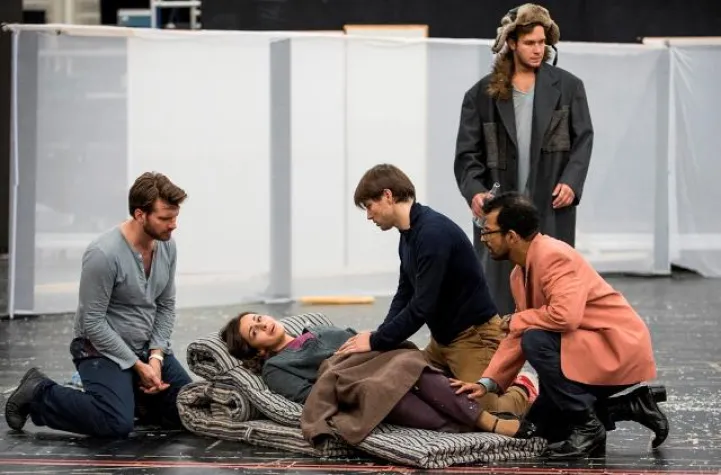 Bild: Matthias Hartmann inszeniert Puccinis "La Bohème" in Genf