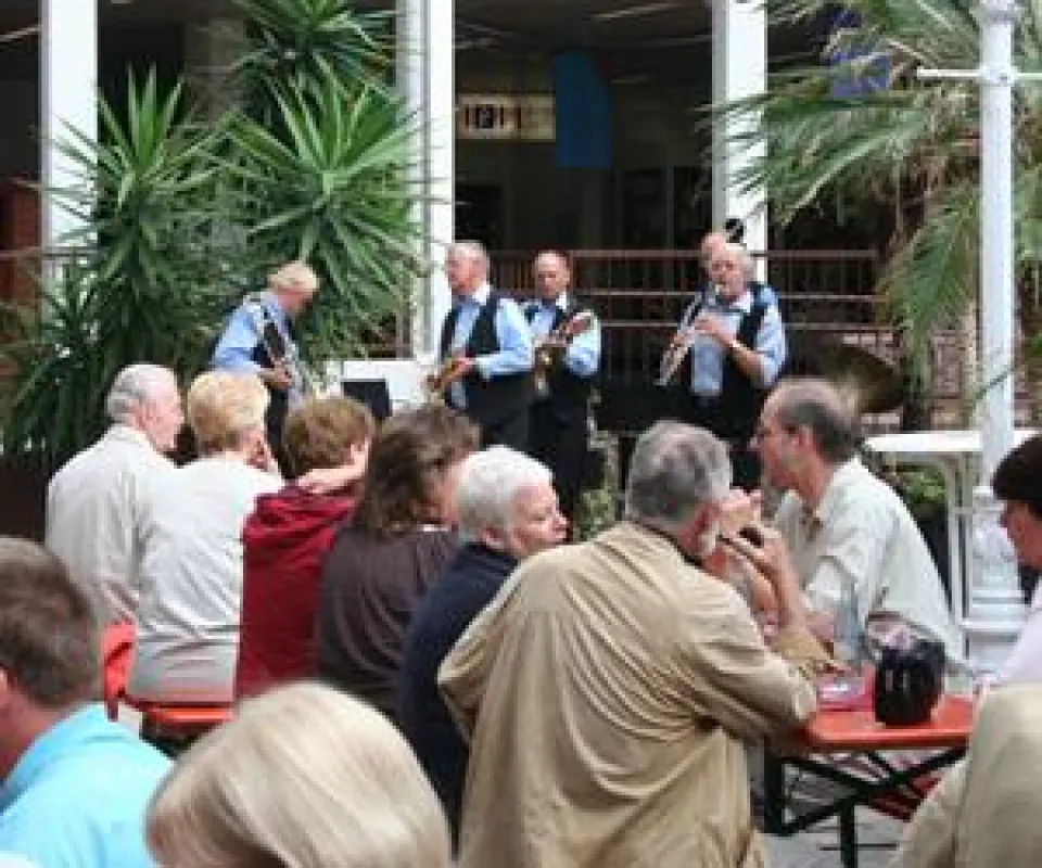 Jazz im Kloster Markt - Einkaufen & Genießen
