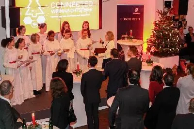 Ericsson feiert schwedische Weihnacht im E-Plus BASE Camp Berlin Bild: Ericsson feiert schwedische Weihnacht im E-Plus BASE Camp Berlin