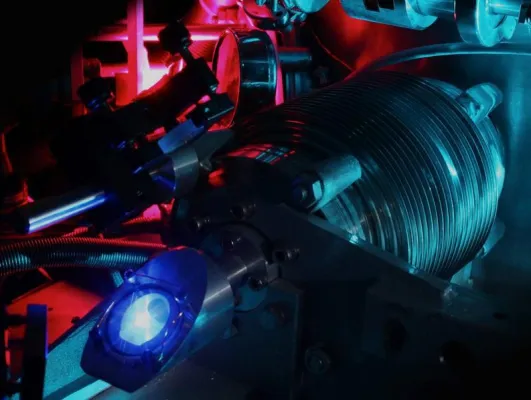 Bild: Shrinking the proton again!