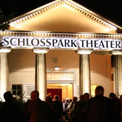Bild: 15.1.: Neujahrsempfang & Spendenübergabe im Schlosspark Theater