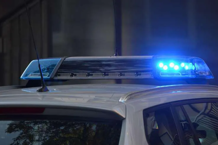 Bild: Autofahrer: Gutes Hören ist überlebenswichtig - Hörgerät