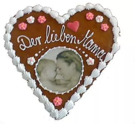Bild: Alles Liebe zum Muttertag - Münchener Online-Shop backt individuelle Lebkuchenherzen