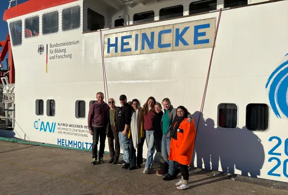 Bild: An Bord – HHU-Studierende auf Forschungsfahrt mit der FS Heincke 