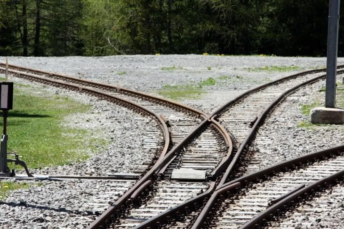 Bereit und offen sein in jede Richtung zu schauen.
