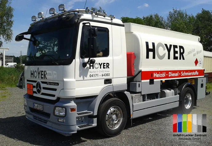 Erfolgreiche Folierung und Beschriftung Bild: Erfolgreiche Folierung und Beschriftung