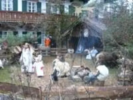 Bild: Kunsthandwerk und Christkindlmarkt in Benediktbeuern