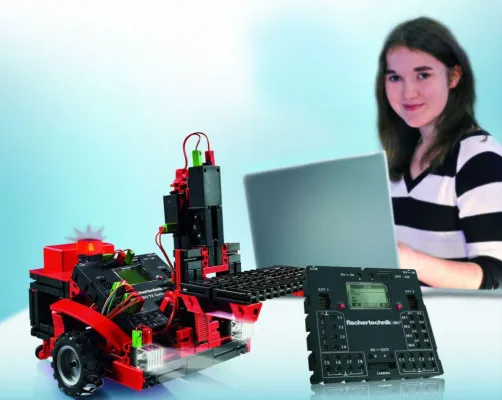 Bild: Aktion „Schule trifft Technik“ von Christiani: drei Schulen gewinnen Lehrmittel für praxisnahen Unterricht