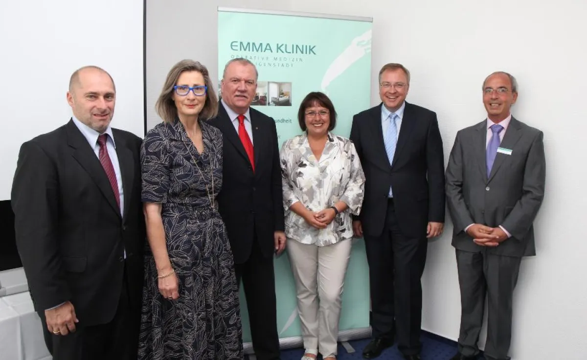 Emma Klinik: Gleich fünf hochrangige Gäste kamen zur Eröffnung der neuen Sterilisationsabteilung.