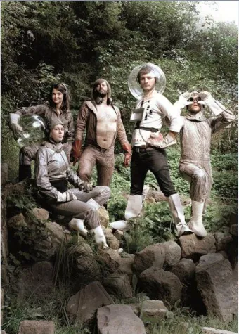 Bild: THE MOONBAND läuten das Ende der Gravitation ein.