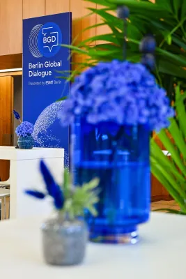 Bild: Bundeskanzler Friedrich Merz nimmt am Berlin Global Dialogue 2026 an der ESMT Berlin teil 