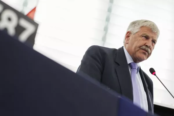 Nein zum Vertragsverletzungsverfahren gegen Polen! Bild: Nein zum Vertragsverletzungsverfahren gegen Polen!