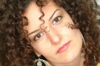 Bild: Laila Lamoh im SHowkabarett