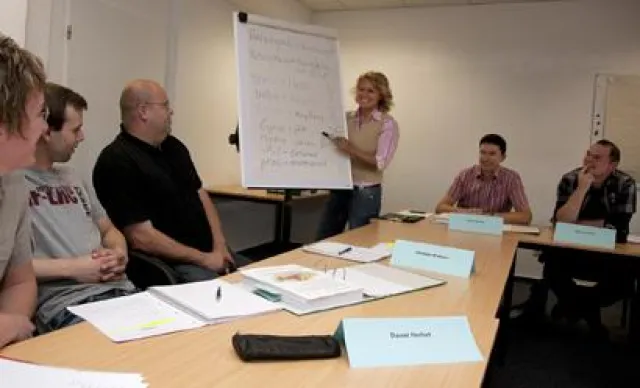 Neuer Lehrgang für diätetisch geschulte Fachleute in Köln gestartet Bild: Neuer Lehrgang für diätetisch geschulte Fachleute in Köln gestartet