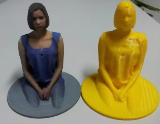 Mit dem FabliTec 3D-Scanner von German RepRap wird aus einer Person eine 3D-Figur Bild: Mit dem FabliTec 3D-Scanner von German RepRap wird aus einer Person eine 3D-Figur