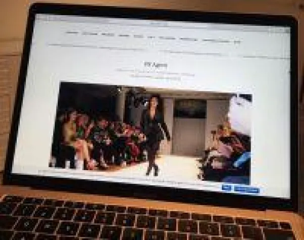 Bild: PR Agentur gibt laufendes Webprojekt mit Top-Platzierungen ab