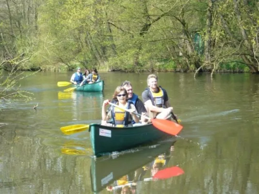 Bild: Kanuwandern in der GrimmHeimat NordHessen - Lautlos durch urwaldähnliche Auewälder gleiten