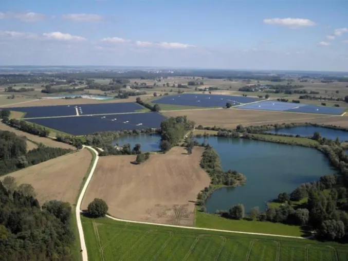 Bild: Gehrlicher Solar AG weiht größtes Solarkraftwerk Schwabens (25,7 MWp) offiziell ein